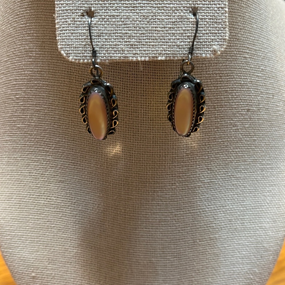 Vintage Navajo Sharon Cisco Sterling Silver Earrings With Pink MOP
